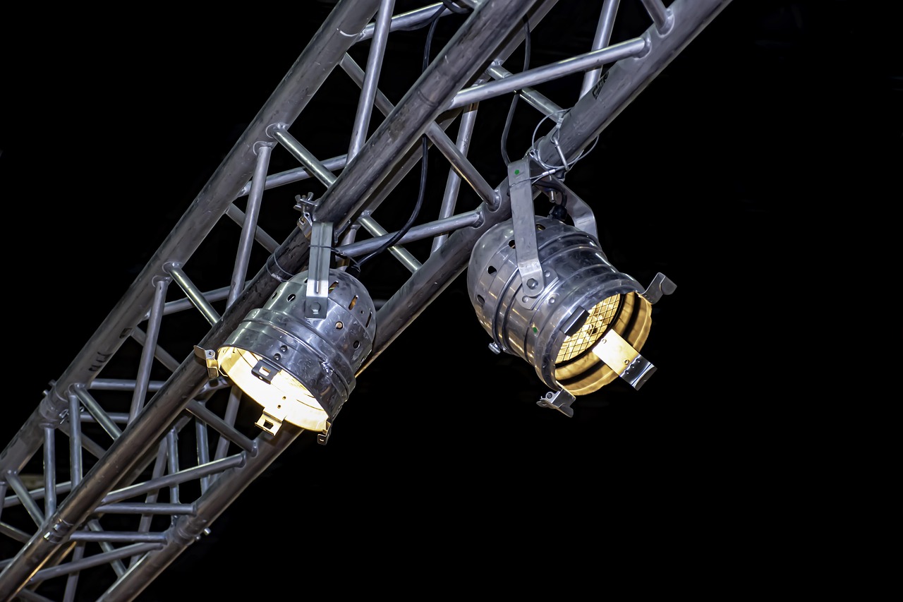 stage, light, concert, party, spotlight, energy, electrical, show, lamps, lightbulb, bright, shining, electricity, current, warmer, illumination, lighting, just construction, elektrik, black construction, black party, black energy, on a spot, black concert, black spotlight, black lamp, spotlight, spotlight, spotlight, spotlight, spotlight